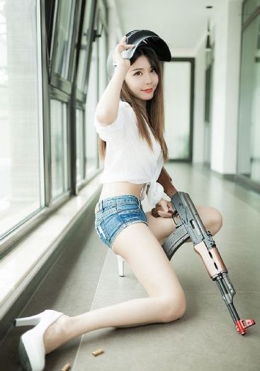 《秘书》 中字部长妻子_欧美电影在线